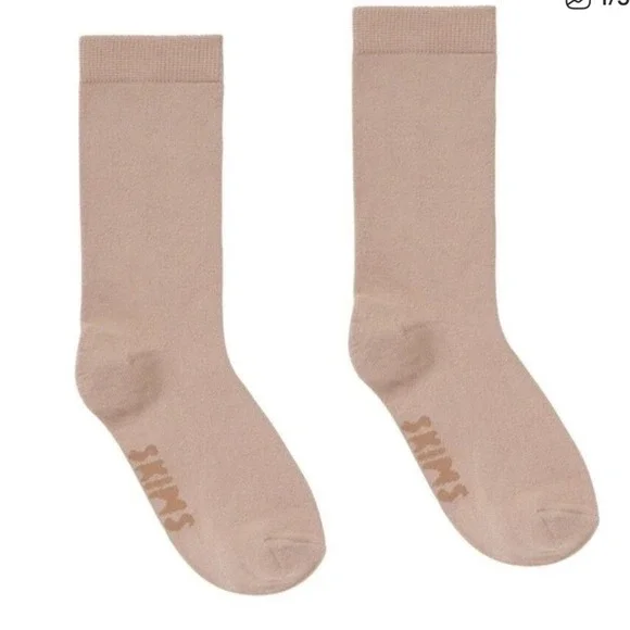NWT SKIMS Everyday Mid Calf Sock MICA Cozy Soft Comfort Size Medium - Picture 1 of 3